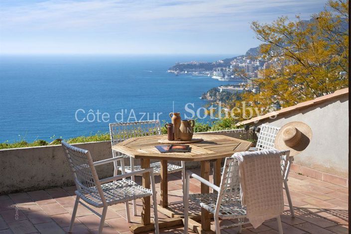 Image No.16-4 Bed Property for sale