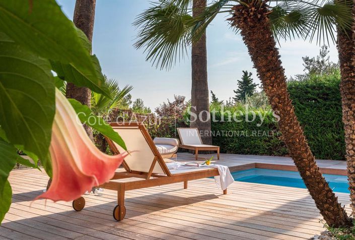 Image No.1-4 Bed House for sale