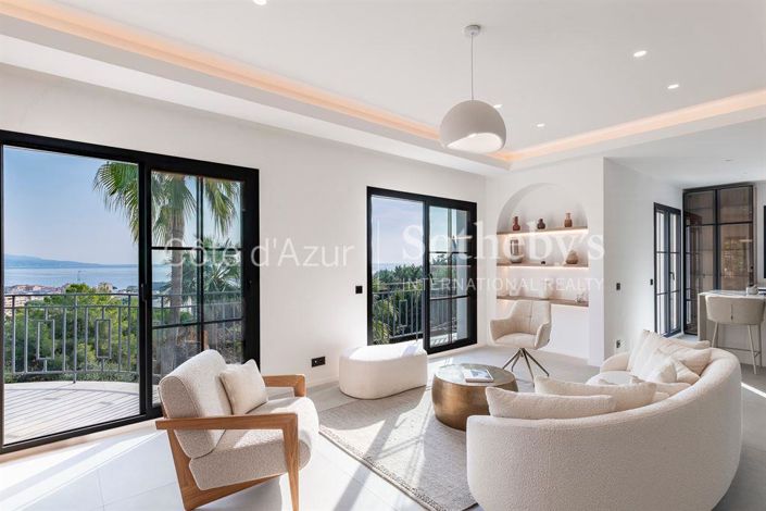 Image No.4-4 Bed House for sale