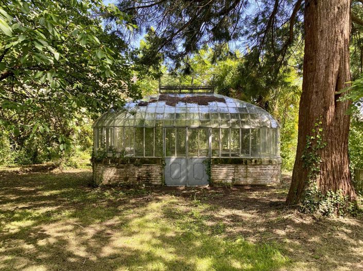 Image No.4-4 Bed Property for sale