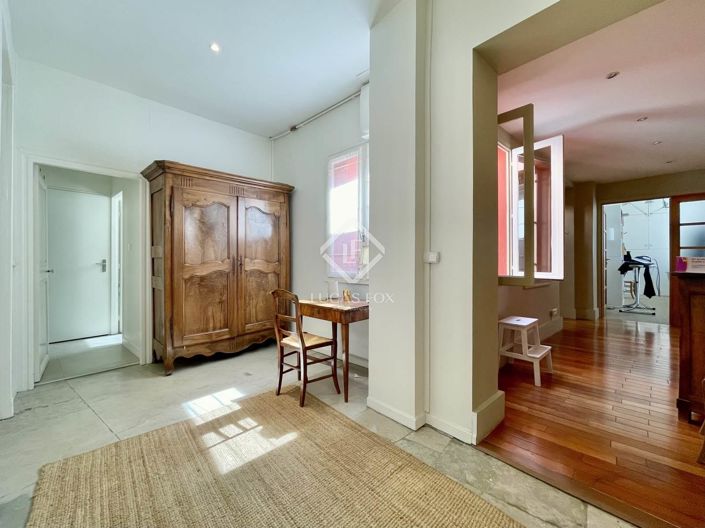 Image No.19-5 Bed Apartment for sale