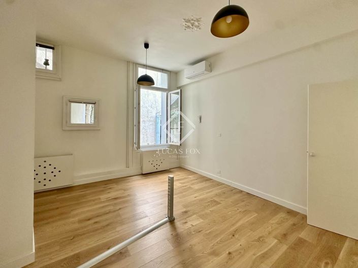 Image No.35-5 Bed Apartment for sale