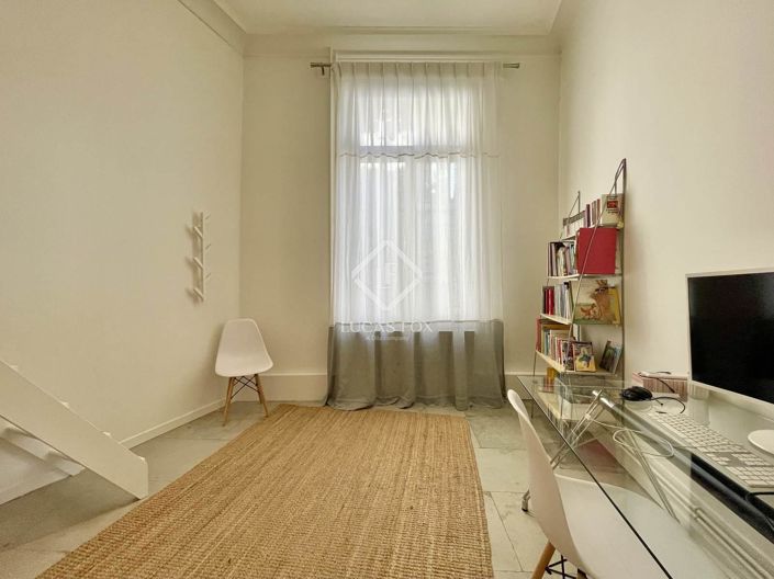 Image No.7-5 Bed Apartment for sale