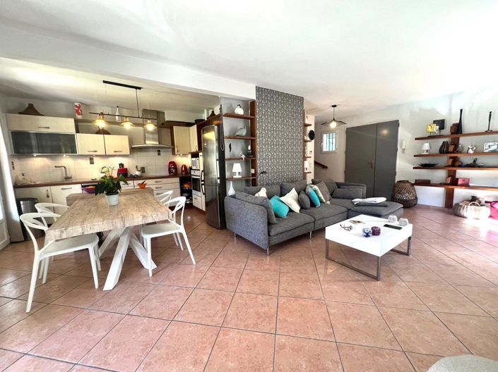 Image No.2-House for sale