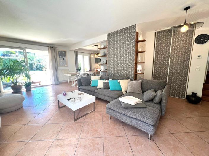 Image No.3-House for sale