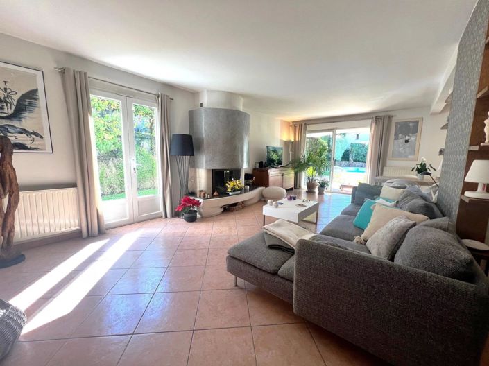 Image No.4-House for sale