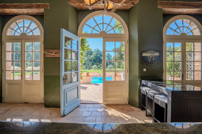 Image No.23-10 Bed House for sale