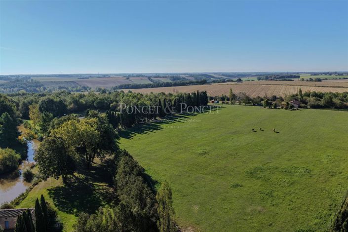 Image No.30-10 Bed House for sale