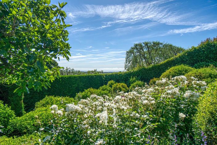 Image No.20-3 Bed House for sale