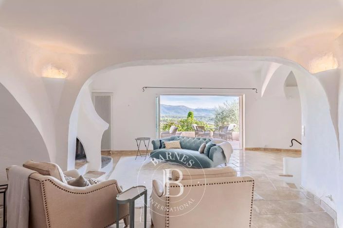 Image No.5-3 Bed House for sale