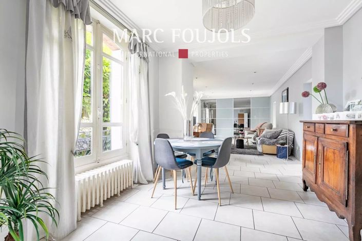 Image No.10-5 Bed House for sale