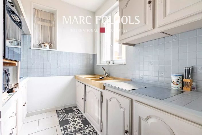 Image No.12-5 Bed House for sale