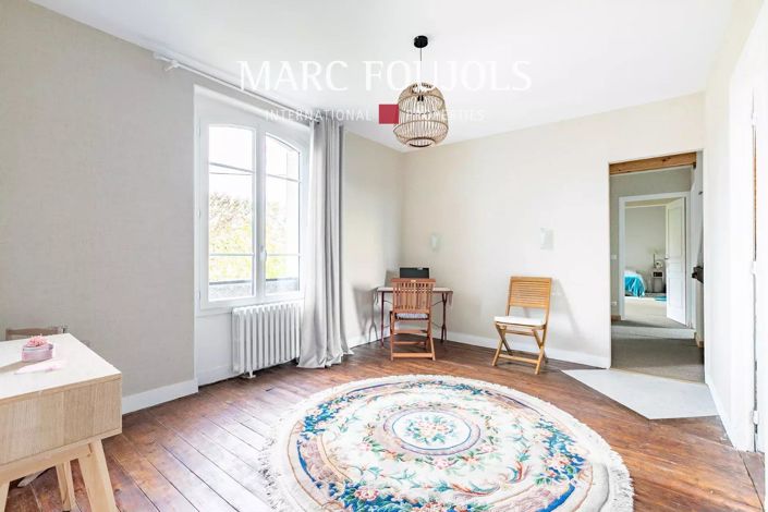 Image No.17-5 Bed House for sale