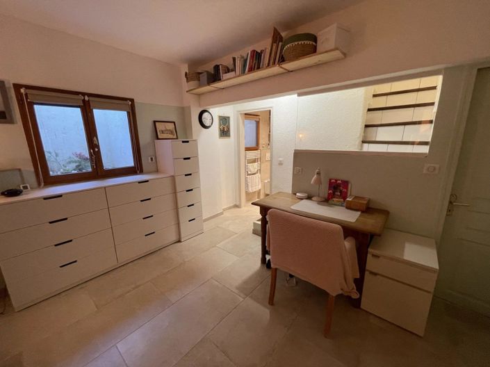 Image No.20-Apartment for sale