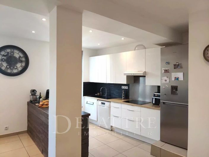 Image No.7-3 Bed House for sale