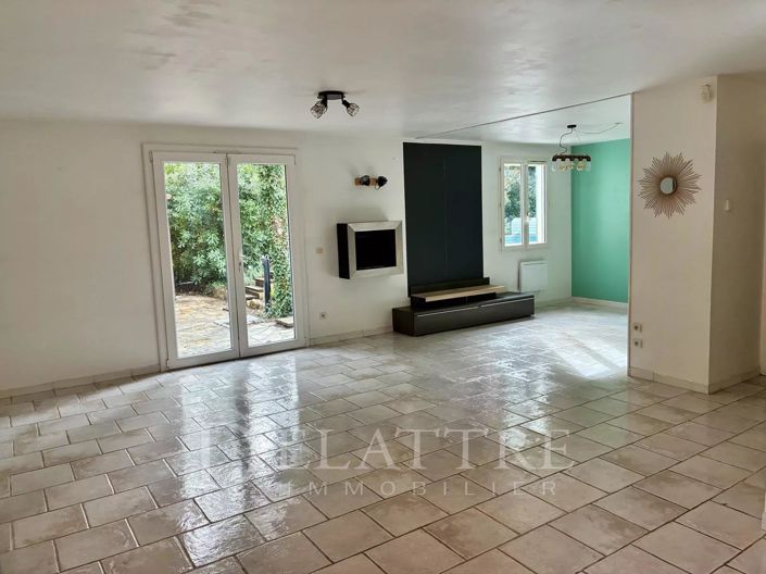 Image No.4-3 Bed House for sale