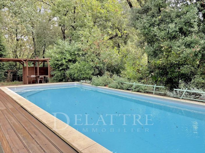 Image No.8-3 Bed House for sale