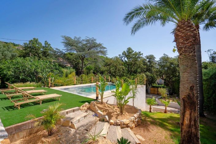 Image No.2-4 Bed House for sale