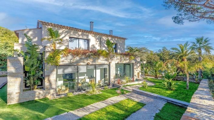 Image No.3-4 Bed House for sale