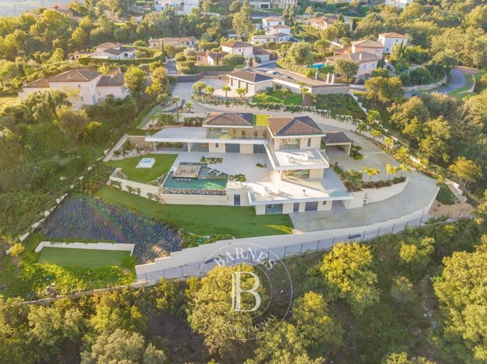 Image No.19-4 Bed House for sale