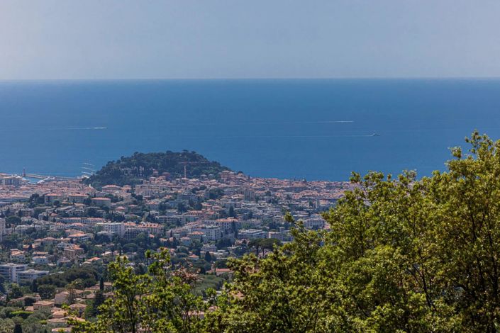 Image No.1-3 Bed House for sale