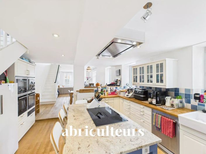 Image No.3-3 Bed House for sale