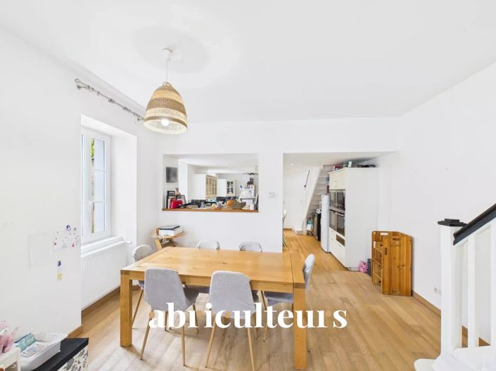 Image No.5-3 Bed House for sale