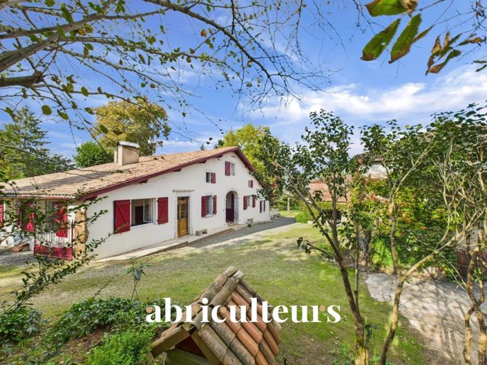 Image No.4-6 Bed House for sale