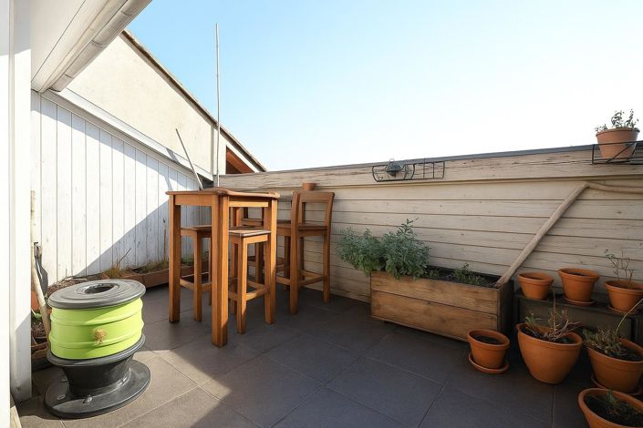 Image No.1-2 Bed Apartment for sale