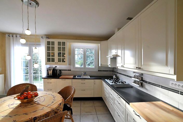 Image No.11-4 Bed House for sale