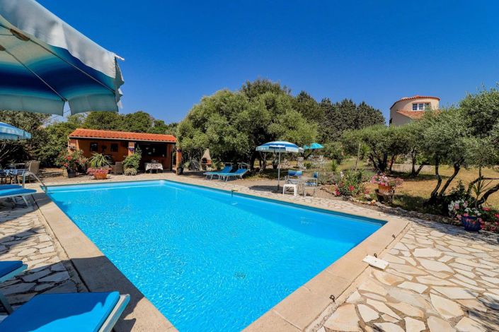 Image No.17-4 Bed House for sale