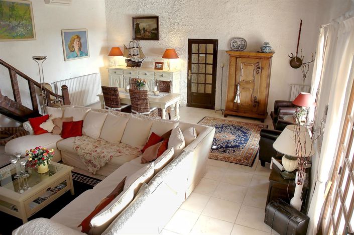 Image No.9-4 Bed House for sale