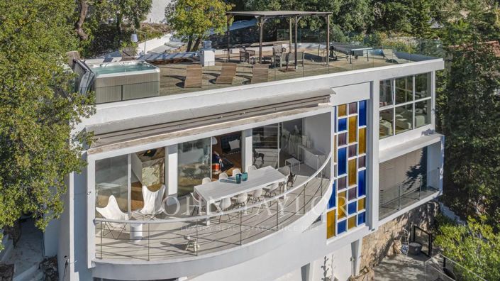 Image No.2-4 Bed House for sale