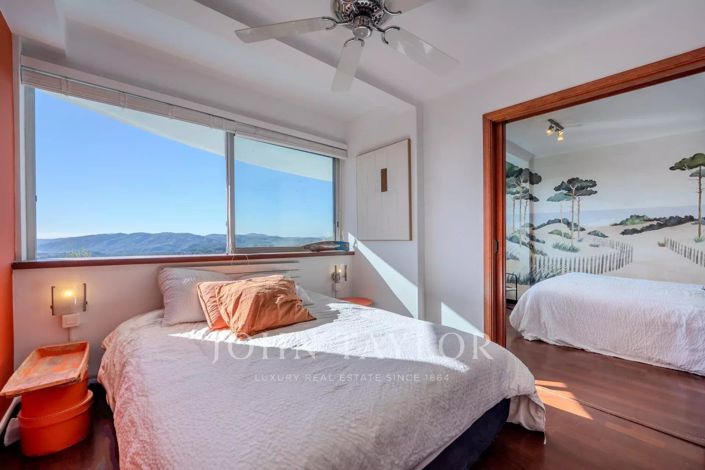 Image No.23-4 Bed House for sale