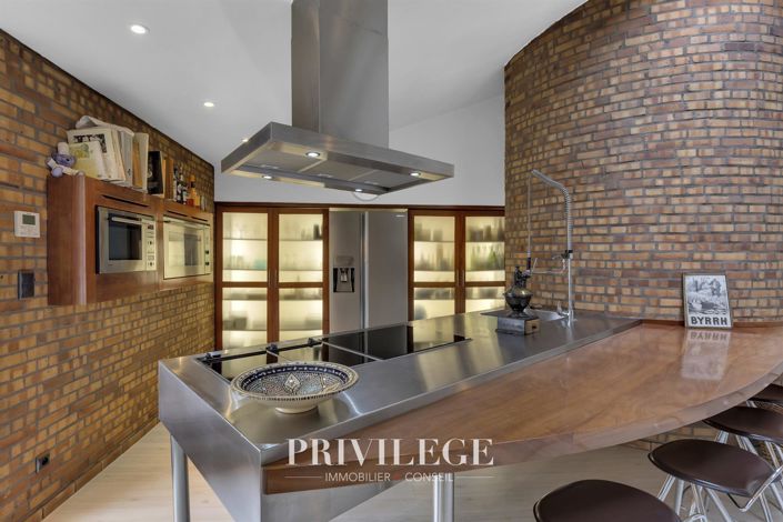 Image No.12-3 Bed Apartment for sale