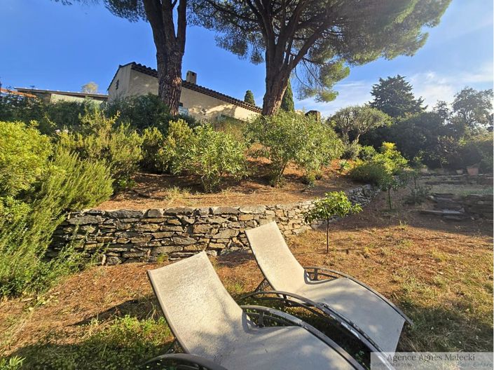 Image No.5-5 Bed House for sale