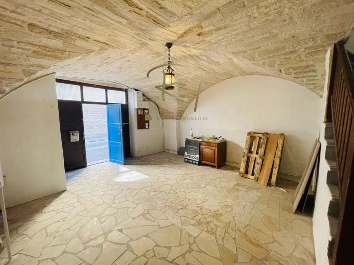 Image No.8-1 Bed House for sale