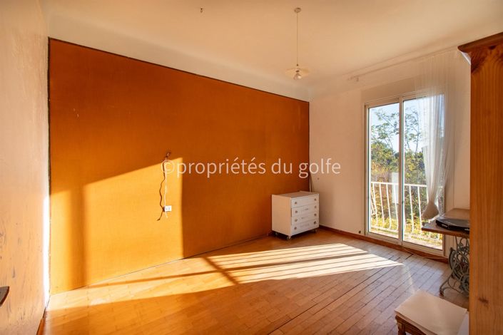 Image No.12-4 Bed House for sale