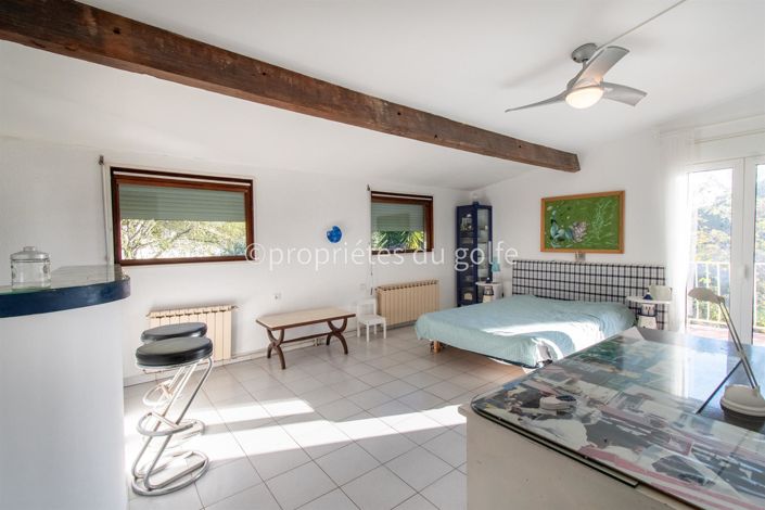 Image No.15-4 Bed House for sale