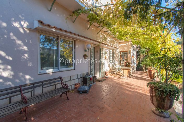 Image No.22-4 Bed House for sale