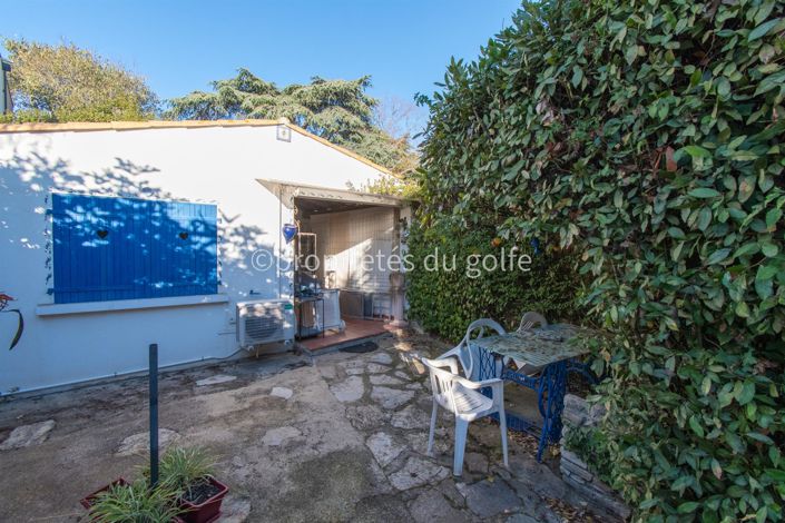 Image No.24-4 Bed House for sale