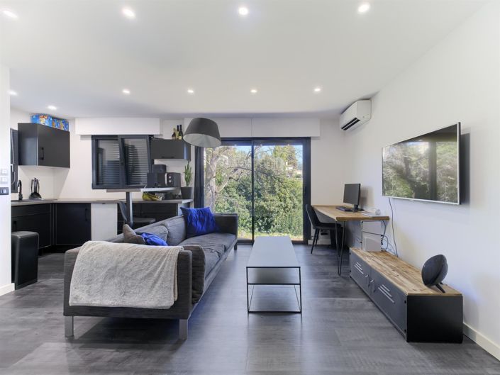 Image No.16-4 Bed House for sale