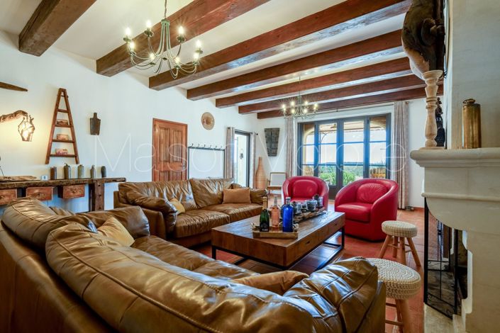 Image No.13-6 Bed House for sale