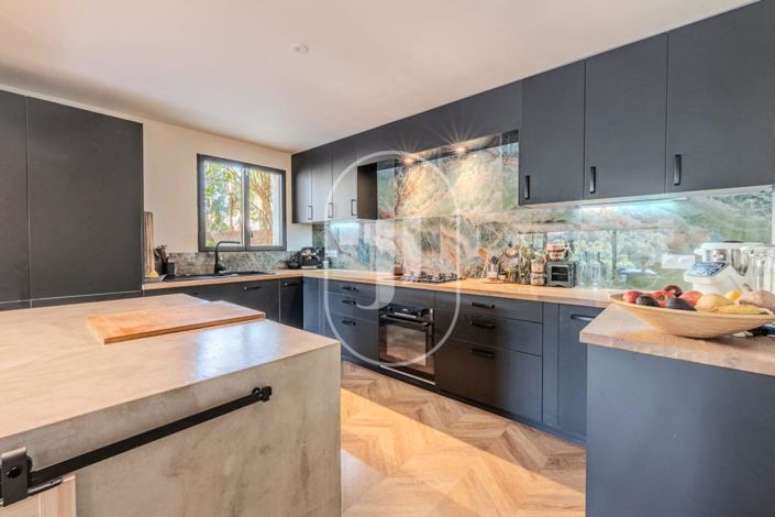 Image No.8-Maison de 4 chambres à vendre à Les Baux-de-Provence