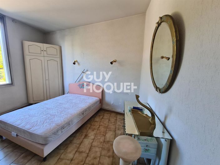 Image No.10-House for sale