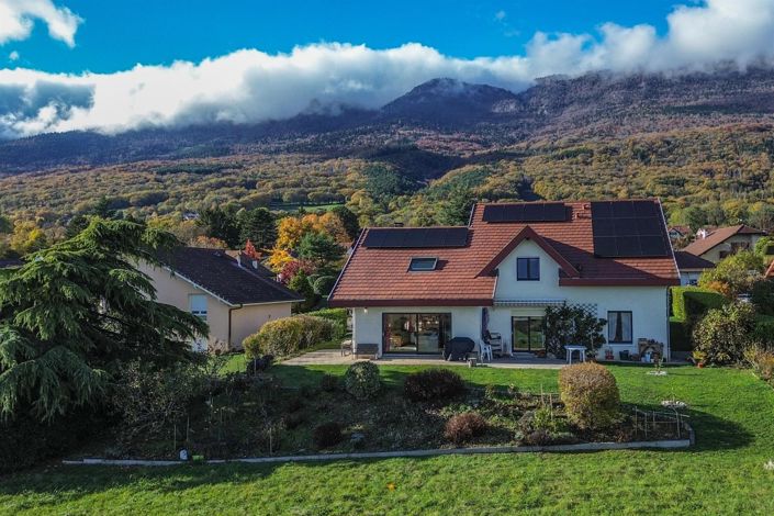 Image No.1-5 Bed House for sale