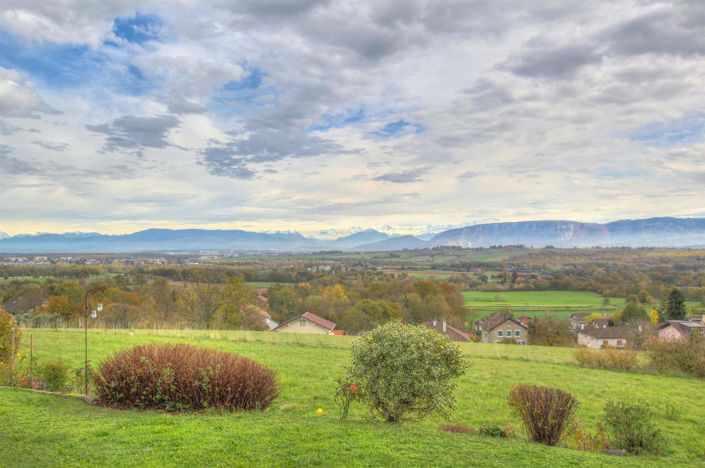 Image No.2-5 Bed House for sale