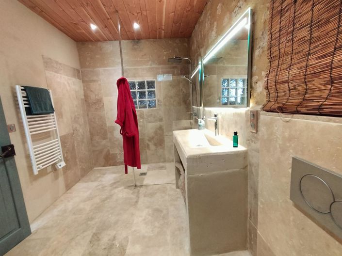 Image No.10-2 Bed House for sale