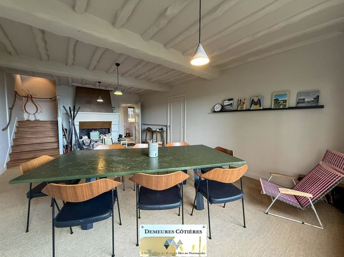 Image No.9-6 Bed House for sale