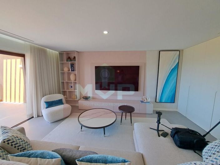 Image No.12-2 Bed Apartment for sale